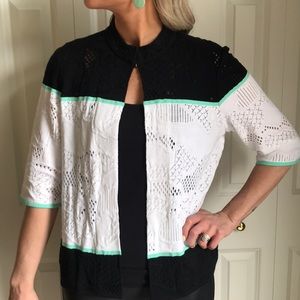 Ming Wang! Petite medium in black and white with mint accent stripe.